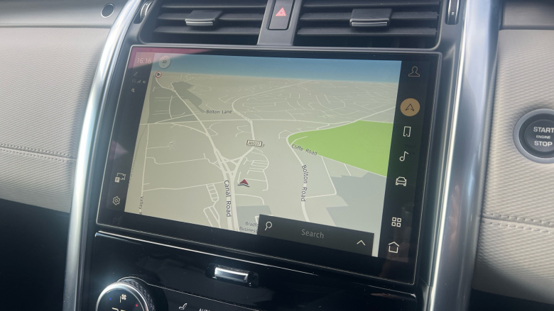 Land Rover Discovery 3.0 D300 R-Dynamic HSE 5dr Auto Diesel Station Wagon